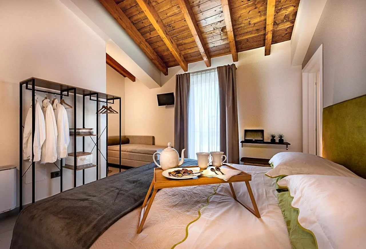 Le Ferrerie agriturismo fattoria Marchesini Praticello di Gattatico 0*,  Italien